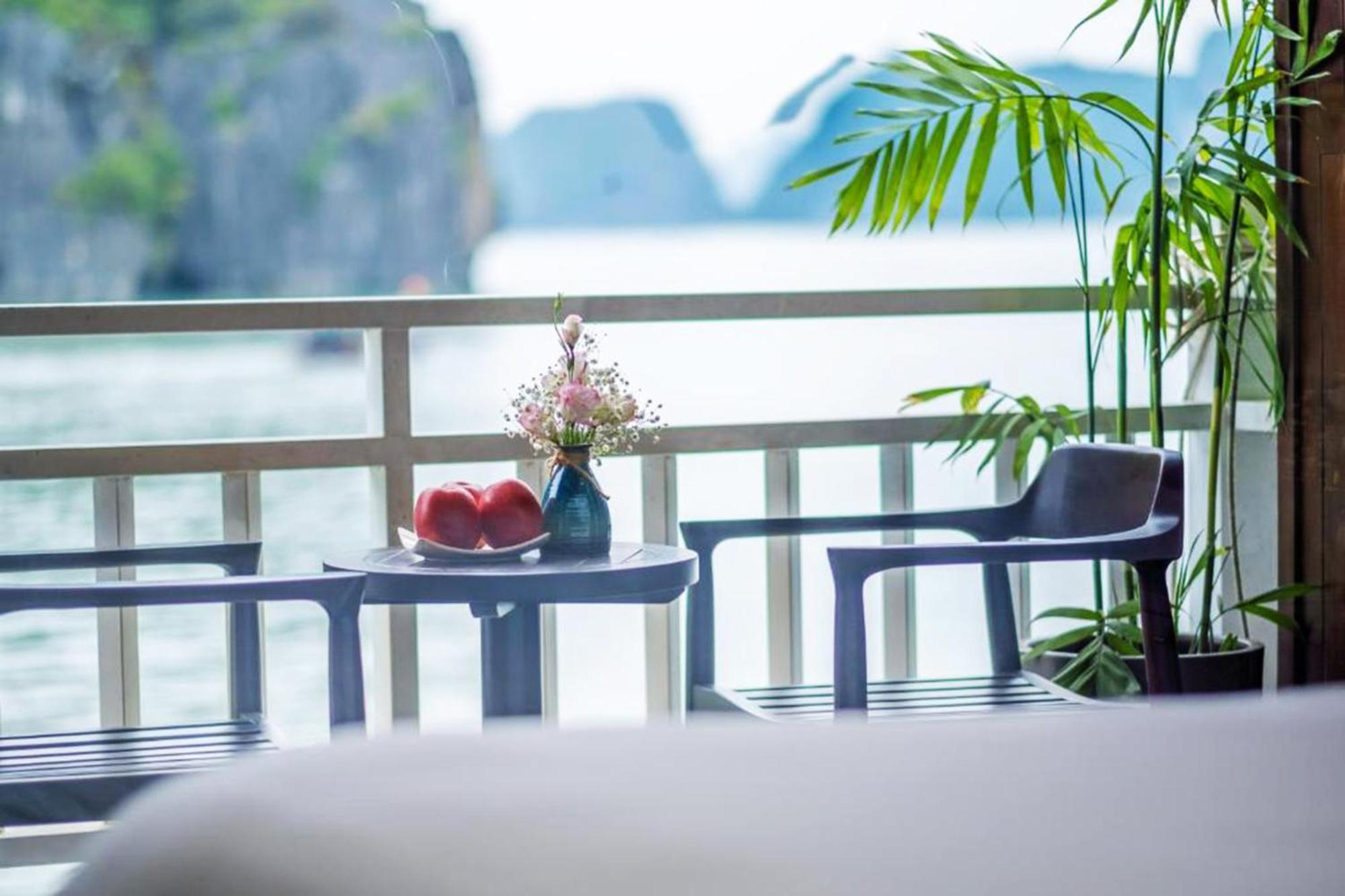 Hotel Halong Arcadia Cruise Ha Long Esterno foto